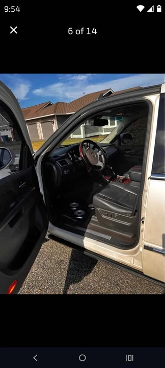 2011 Cadillac Escalade & EXT 3rd Gen - Image 3 of 10