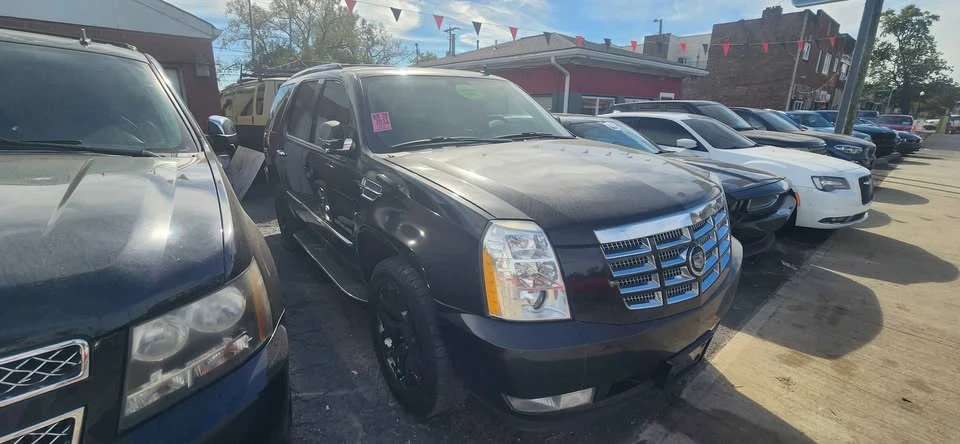 2011 Cadillac Escalade & EXT 3rd Gen - Image 14 of 14