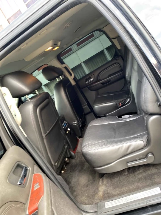 2011 Cadillac Escalade & EXT 3rd Gen - Image 11 of 12