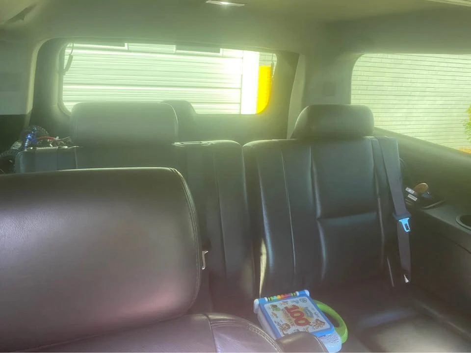 2011 Cadillac Escalade & EXT 3rd Gen - Image 5 of 8