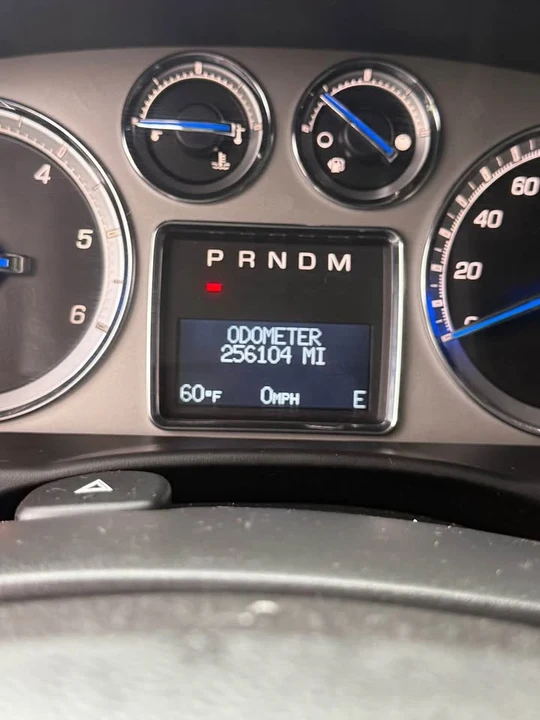 2011 Cadillac Escalade & EXT 3rd Gen - Image 9 of 10