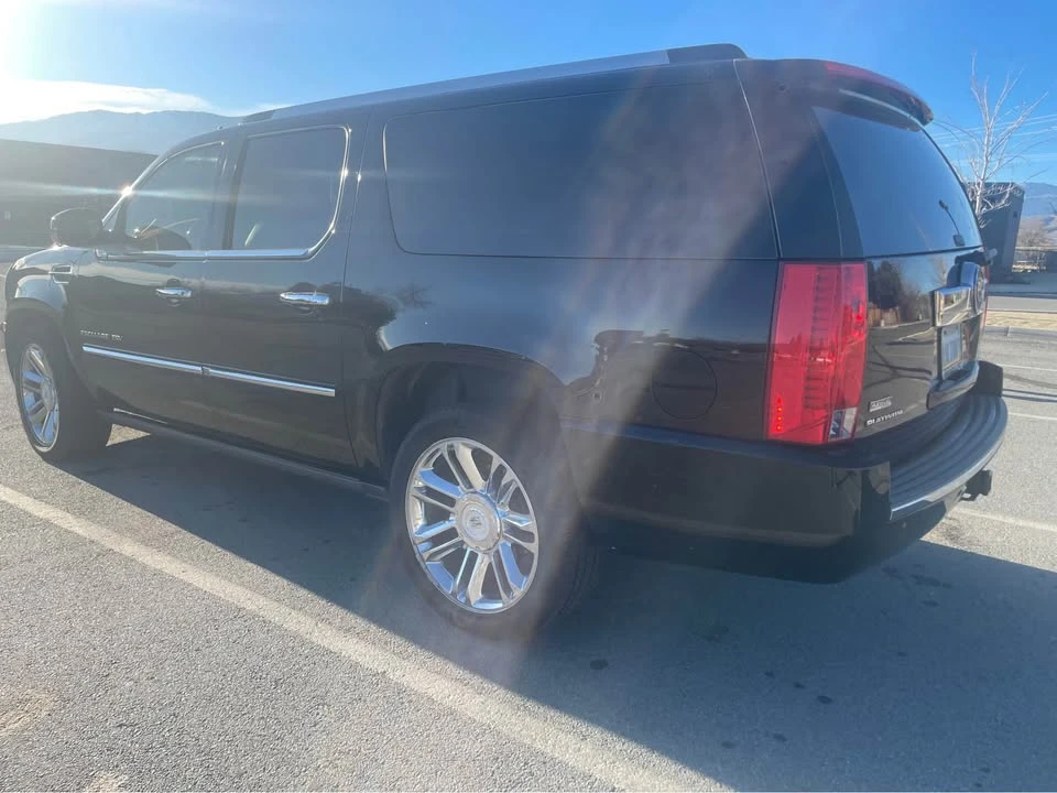 2011 Cadillac Escalade & EXT 3rd Gen - Image 10 of 12
