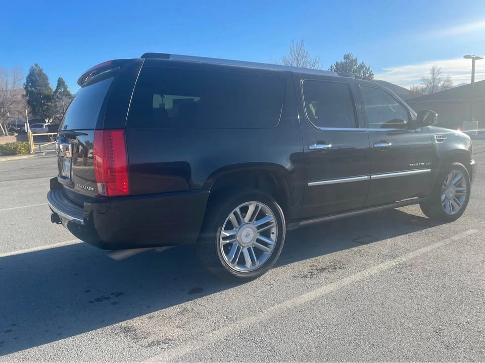 2011 Cadillac Escalade & EXT 3rd Gen - Image 11 of 12