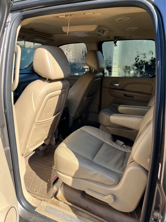 2011 Cadillac Escalade & EXT 3rd Gen - Image 6 of 9