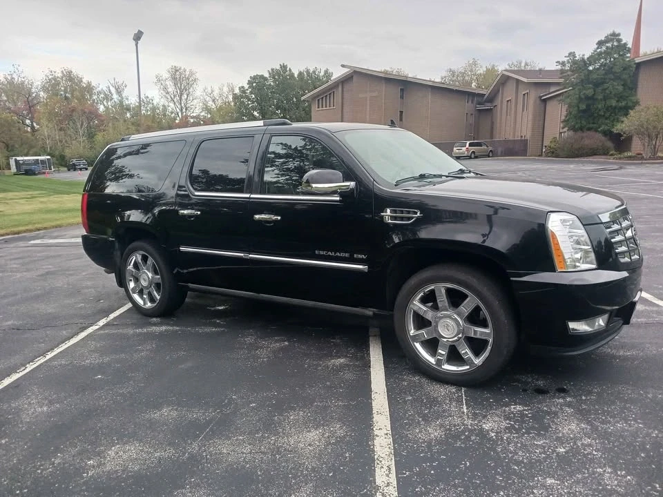 2011 Cadillac Escalade & EXT 3rd Gen - Image 8 of 11