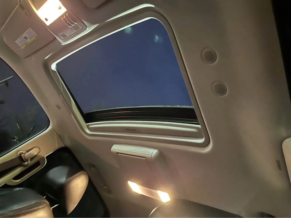 2011 Cadillac Escalade & EXT 2nd Gen - Image 7 of 12