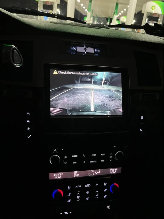 2011 Cadillac Escalade & EXT 2nd Gen - Image 9 of 12