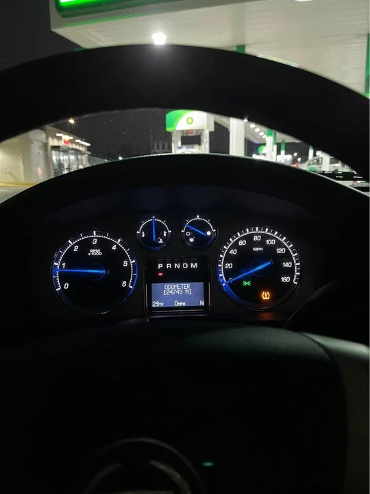 2011 Cadillac Escalade & EXT 2nd Gen - Image 10 of 12