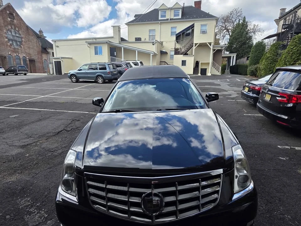 2011 Cadillac DTS - Image 3 of 5
