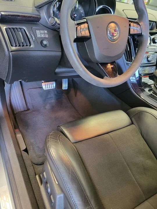 2011 Cadillac CTS-V 2nd Gen - Image 8 of 10