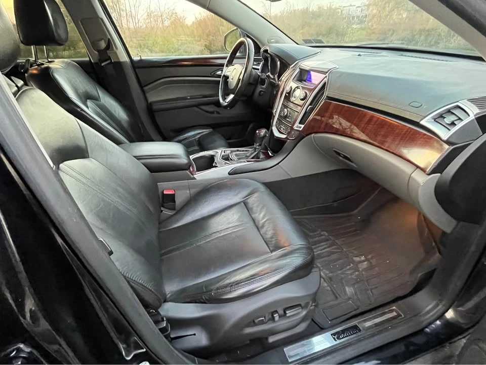 2011 Cadillac SRX - Image 7 of 12