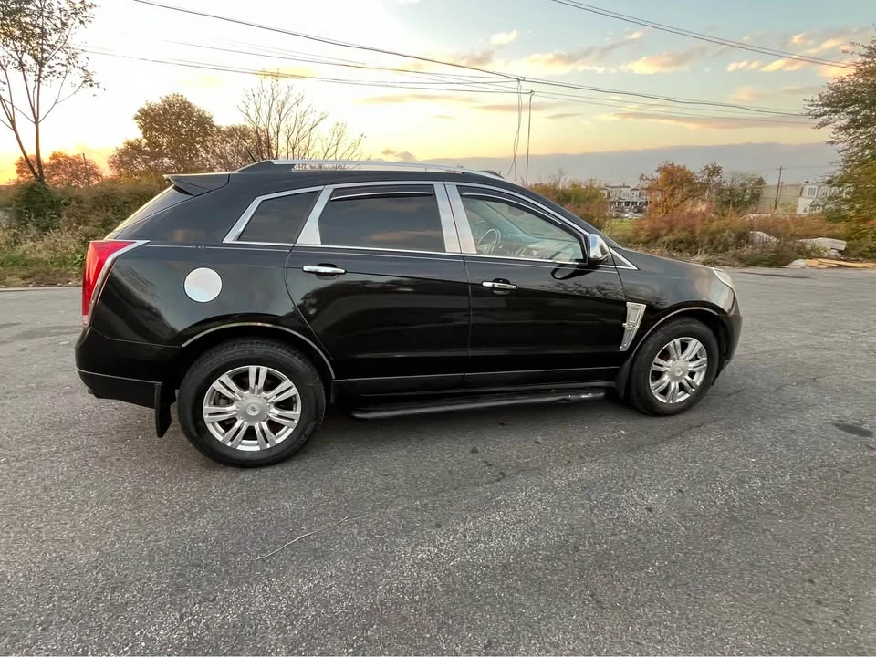 2011 Cadillac SRX - Image 6 of 12