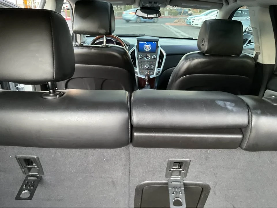 2011 Cadillac SRX - Image 10 of 14