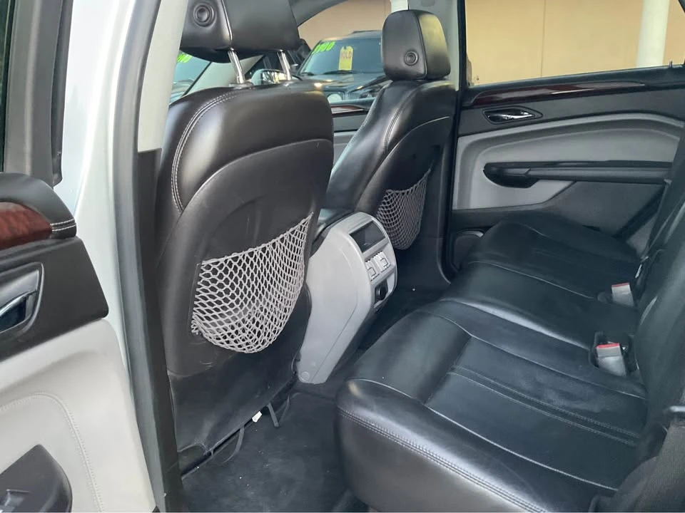 2011 Cadillac SRX - Image 13 of 14