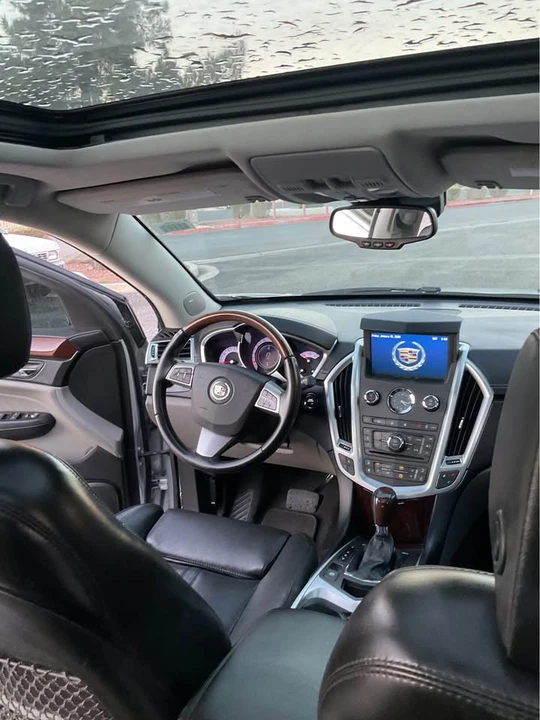 2011 Cadillac SRX - Image 6 of 14