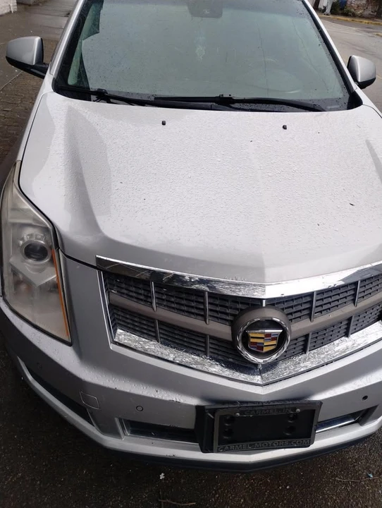 2011 Cadillac SRX - Image 2 of 3