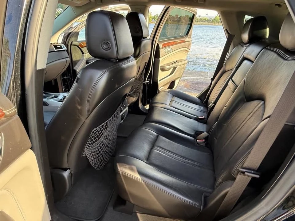 2011 Cadillac SRX - Image 17 of 20