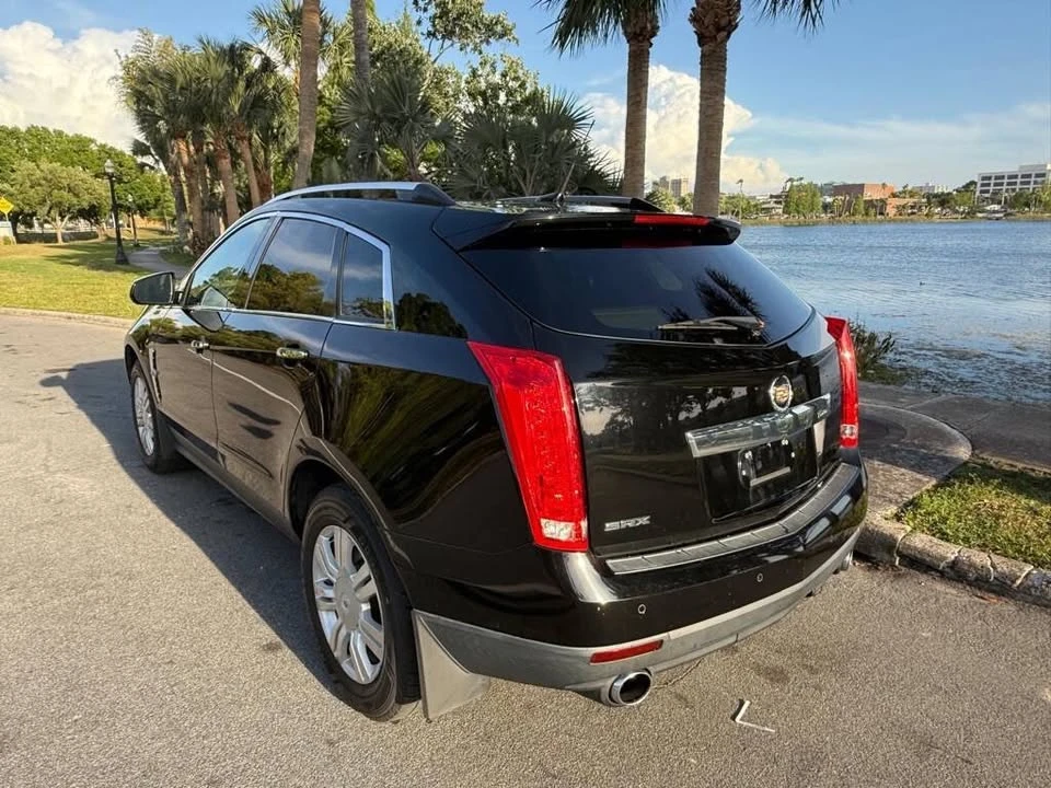 2011 Cadillac SRX - Image 8 of 20