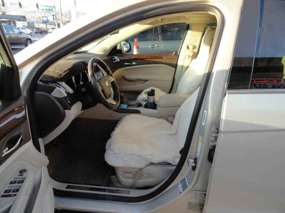 2011 Cadillac SRX - Image 3 of 6