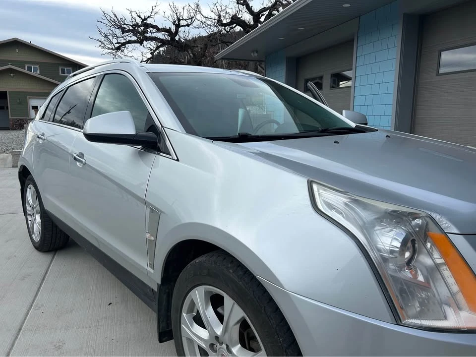 2011 Cadillac SRX - Image 3 of 12
