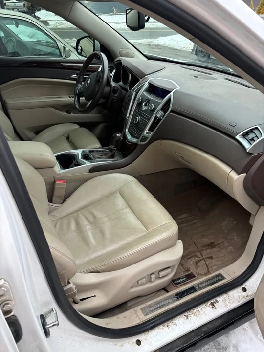 2011 Cadillac SRX - Image 5 of 7