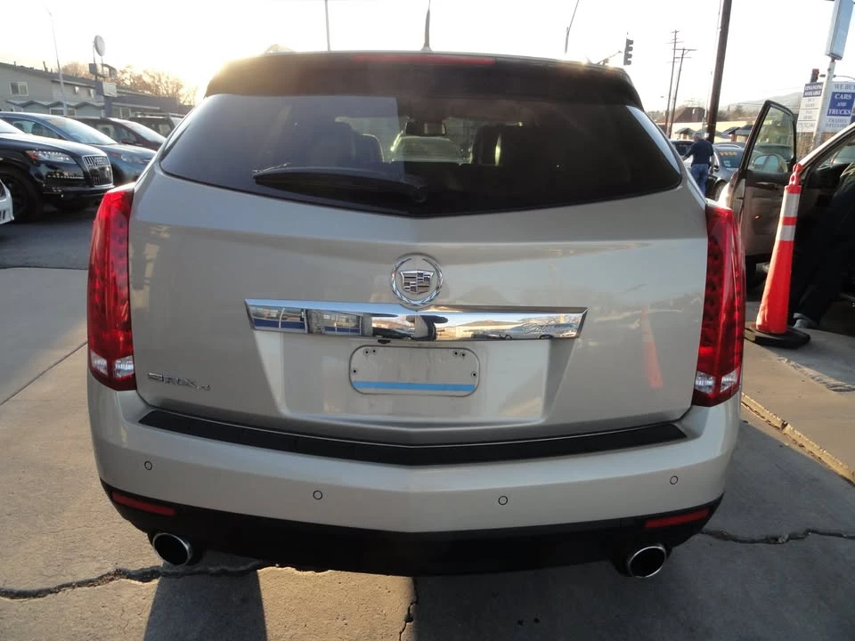 2011 Cadillac SRX - Image 6 of 6