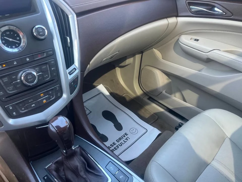2011 Cadillac SRX - Image 6 of 20