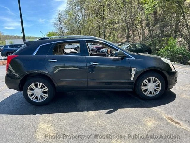 2011 Cadillac SRX - Image 13 of 20