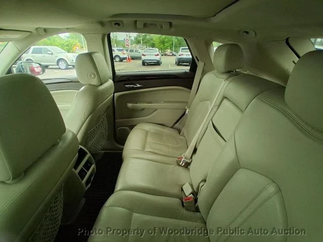 2011 Cadillac SRX - Image 8 of 20