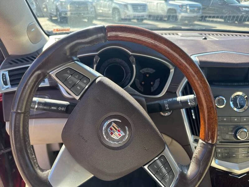 2011 Cadillac SRX - Image 8 of 11