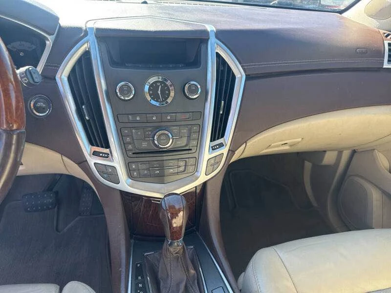 2011 Cadillac SRX - Image 9 of 11