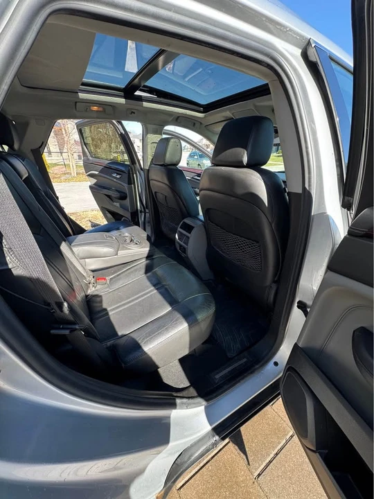 2011 Cadillac SRX - Image 10 of 19