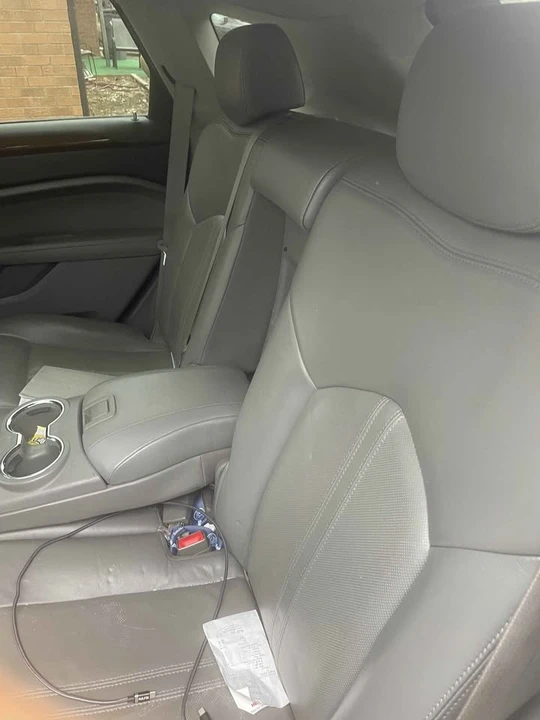 2011 Cadillac SRX - Image 9 of 10