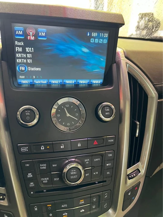 2011 Cadillac SRX - Image 14 of 16