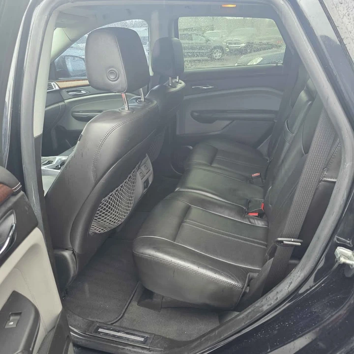 2011 Cadillac SRX - Image 9 of 16
