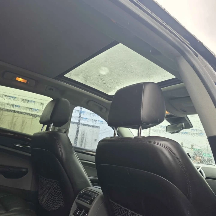 2011 Cadillac SRX - Image 13 of 16