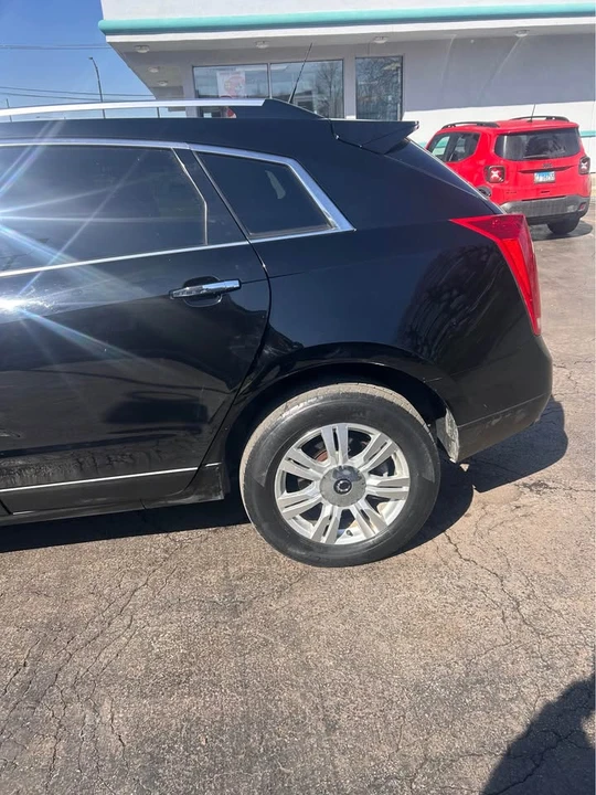 2011 Cadillac SRX - Image 2 of 12