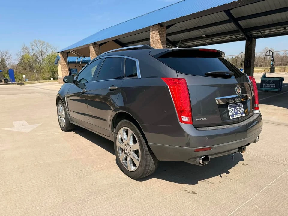 2011 Cadillac SRX - Image 7 of 16