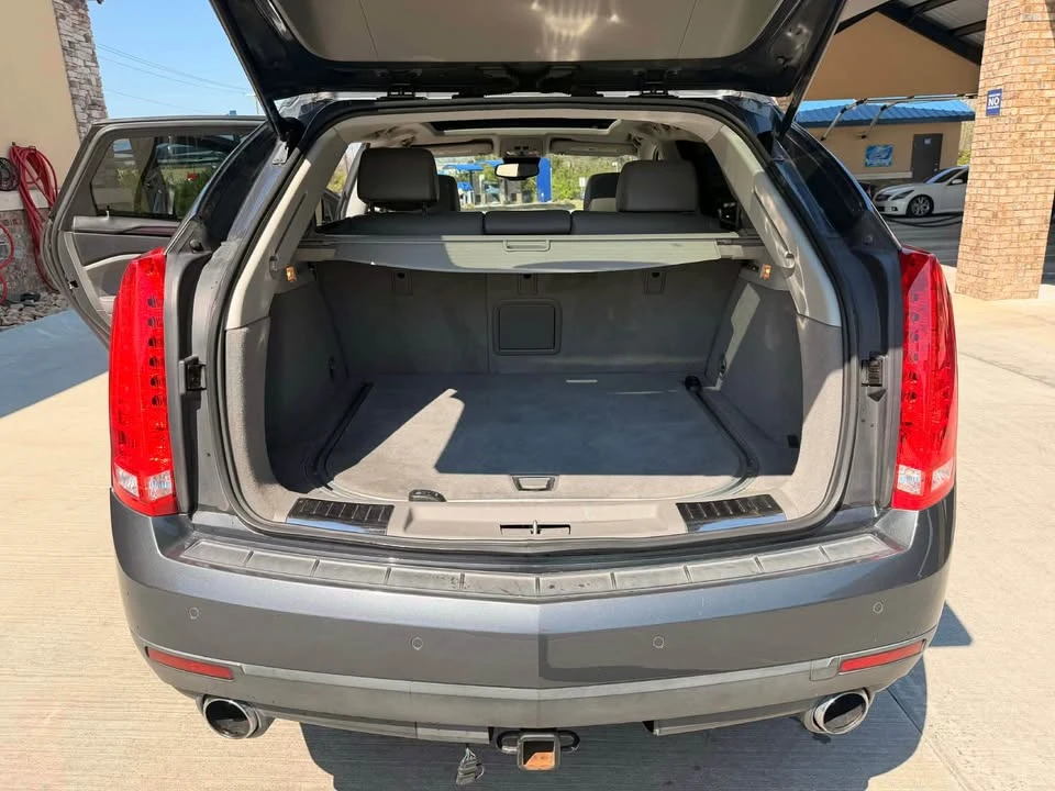 2011 Cadillac SRX - Image 15 of 16