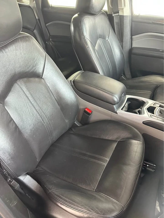 2011 Cadillac SRX - Image 14 of 15