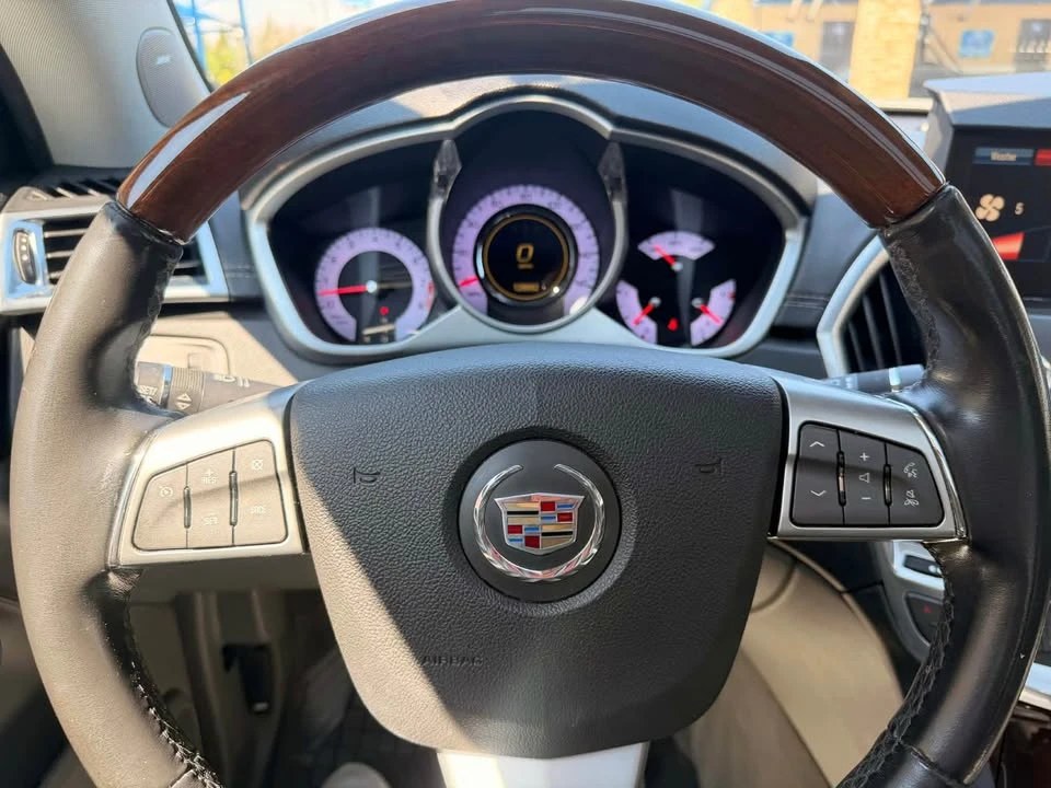 2011 Cadillac SRX - Image 16 of 16