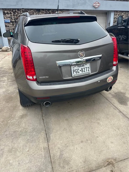 2011 Cadillac SRX - Image 3 of 8