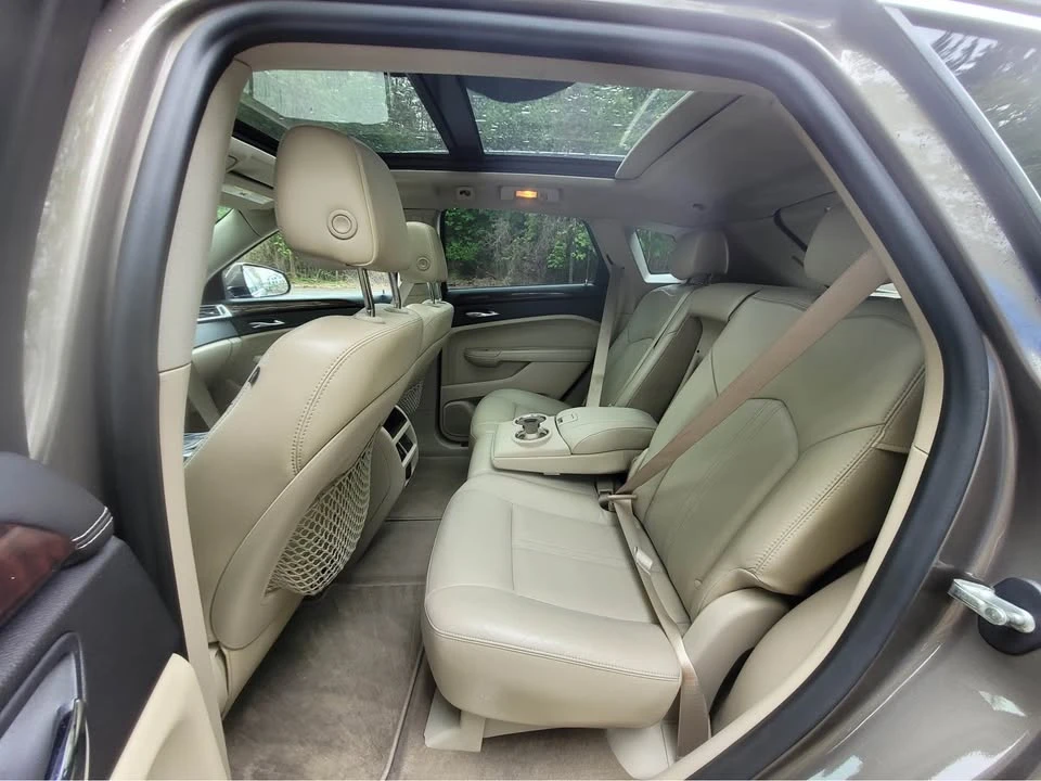 2011 Cadillac SRX - Image 11 of 18