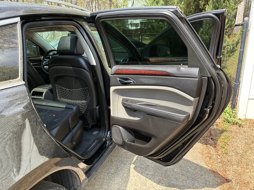 2011 Cadillac SRX - Image 13 of 19