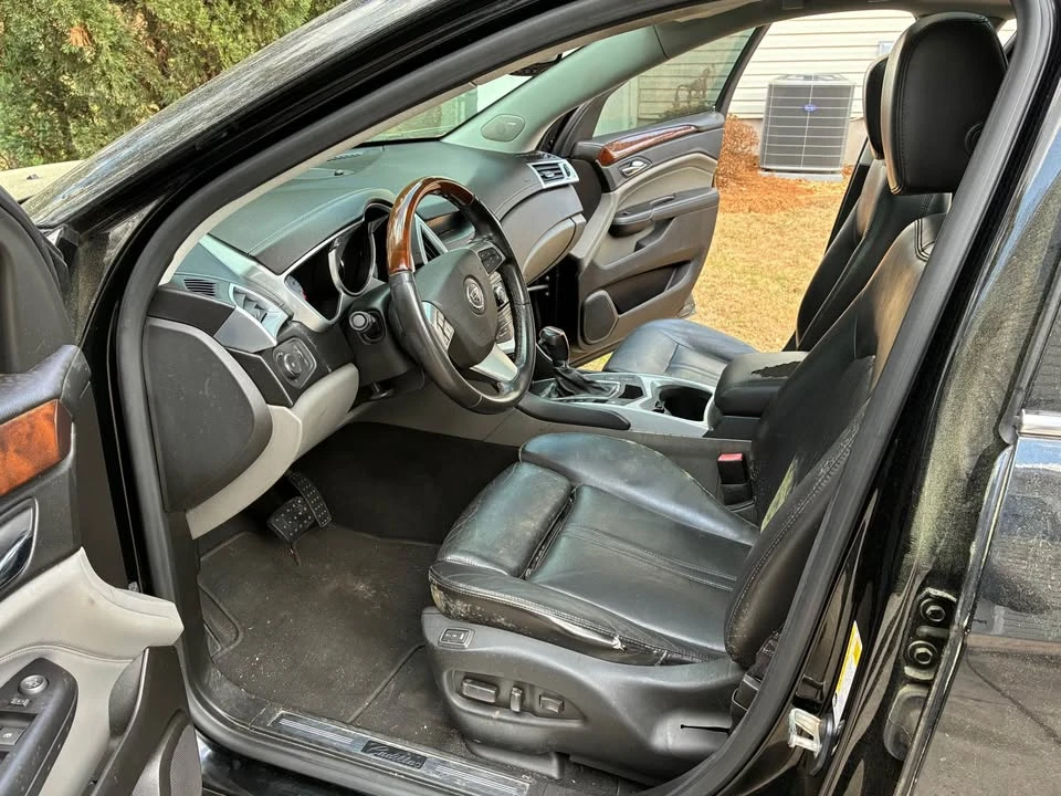 2011 Cadillac SRX - Image 11 of 19