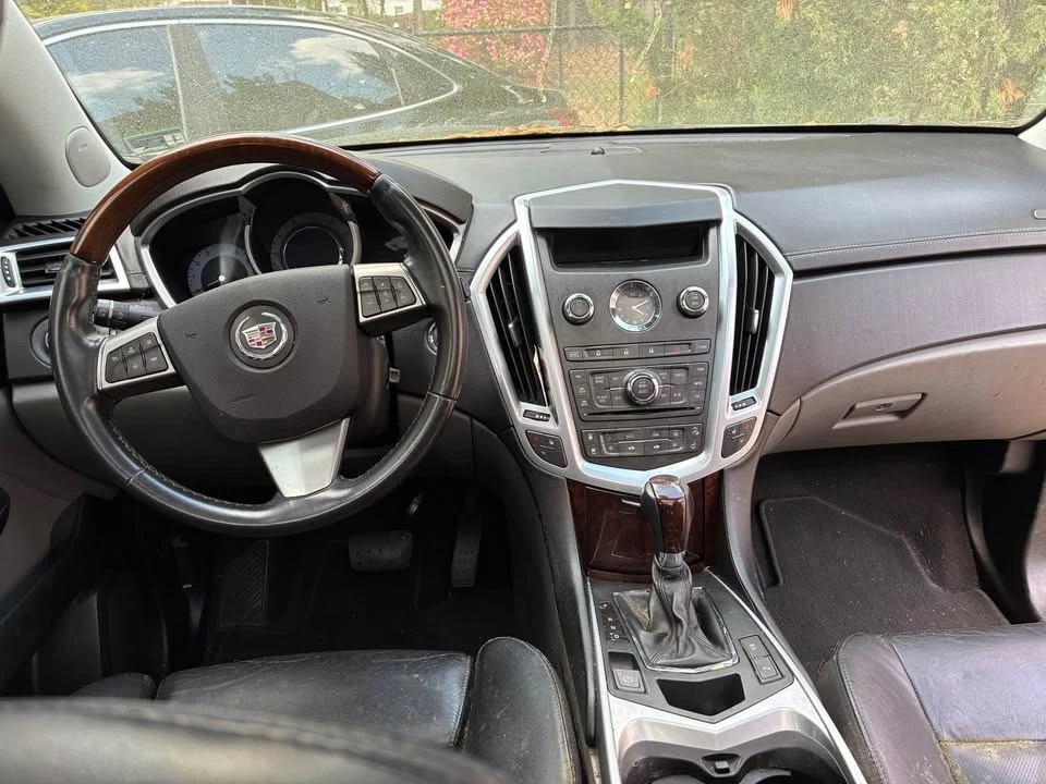 2011 Cadillac SRX - Image 10 of 19