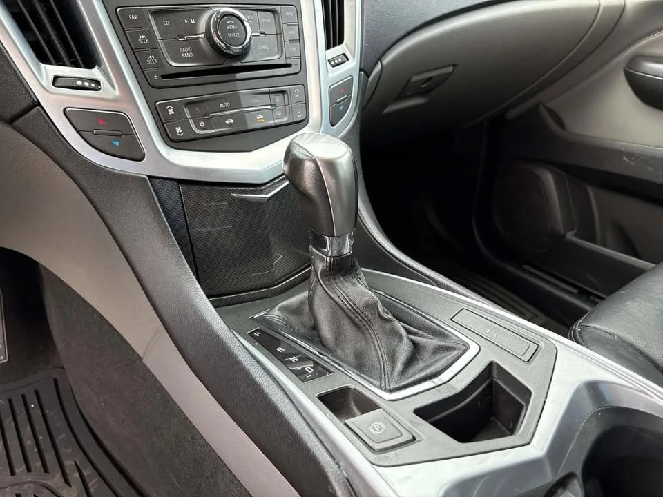 2011 Cadillac SRX - Image 14 of 16