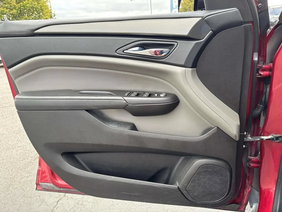 2011 Cadillac SRX - Image 16 of 16