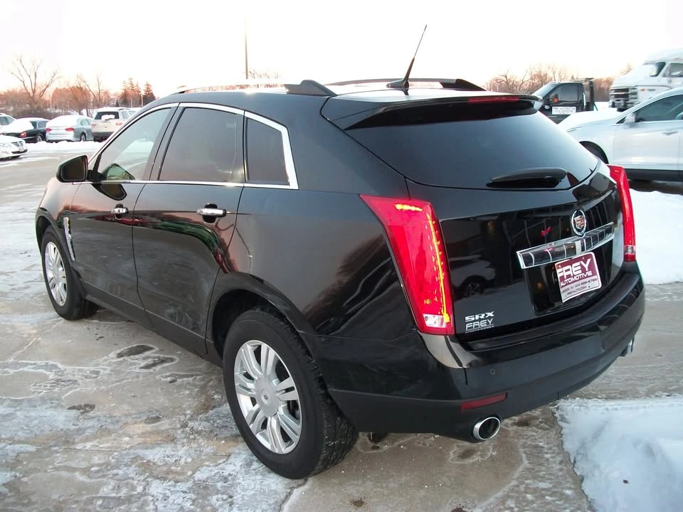 2011 Cadillac SRX - Image 8 of 20