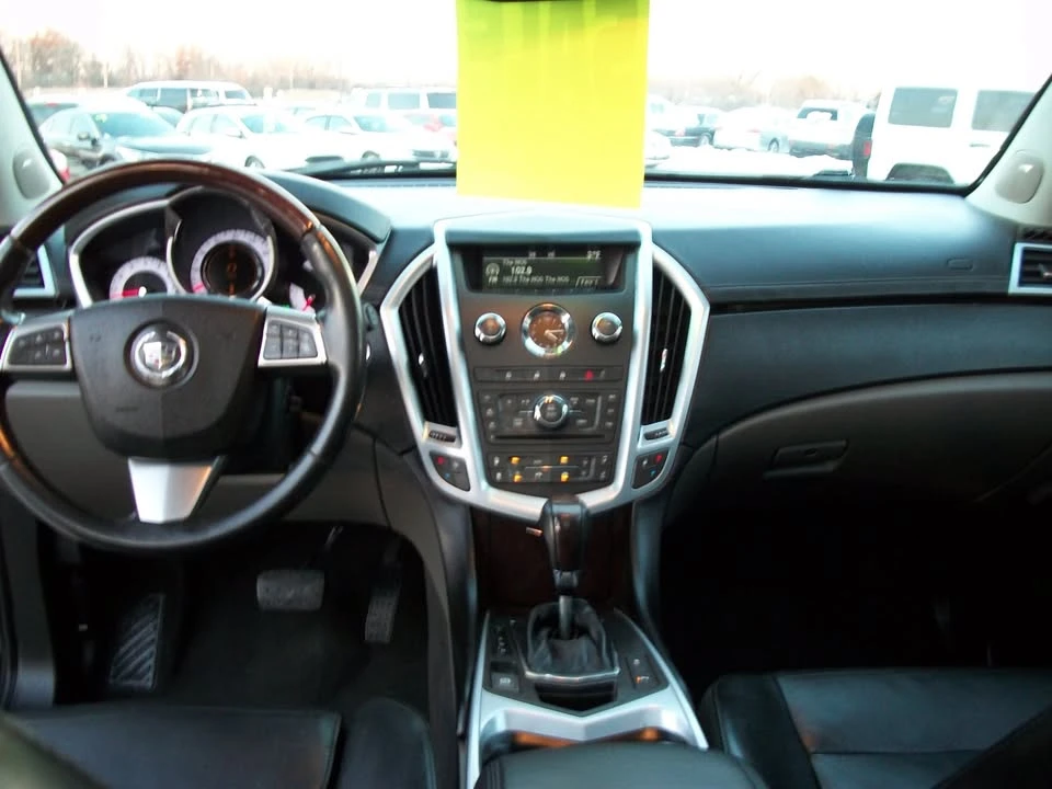 2011 Cadillac SRX - Image 12 of 20